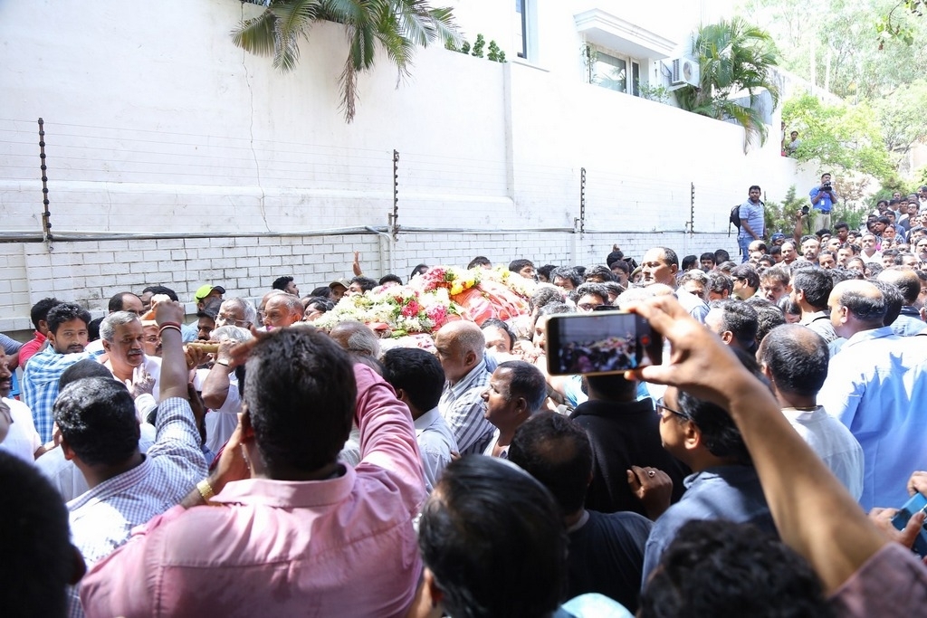 Dasari Narayana Rao Condolences Photos 4 - 69 / 83 photos
