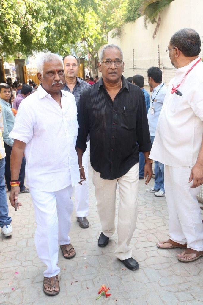 Dasari Narayana Rao Condolences Photos 5 - 14 / 127 photos