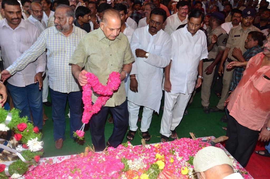 Dasari Narayana Rao Condolences Photos 6 - 44 / 63 photos