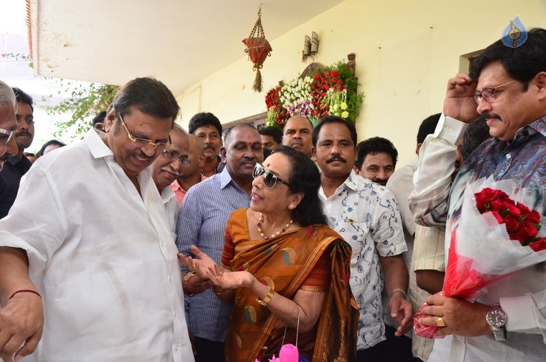 Dasari Narayanarao Birthday Celebrations 2017 - 38 / 84 photos