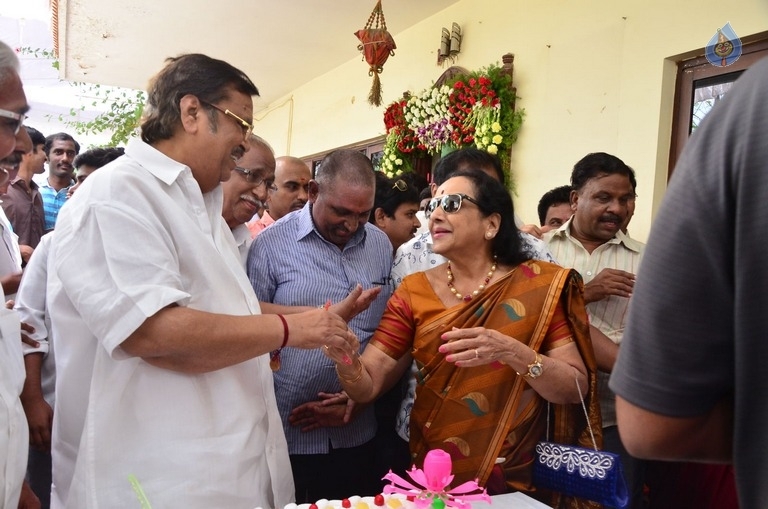 Dasari Narayanarao Birthday Celebrations 2017 - 60 / 84 photos