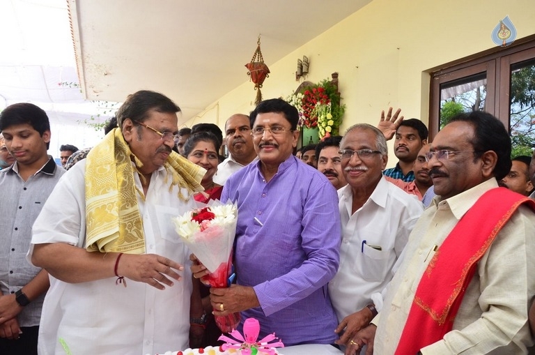 Dasari Narayanarao Birthday Celebrations 2017 - 62 / 84 photos