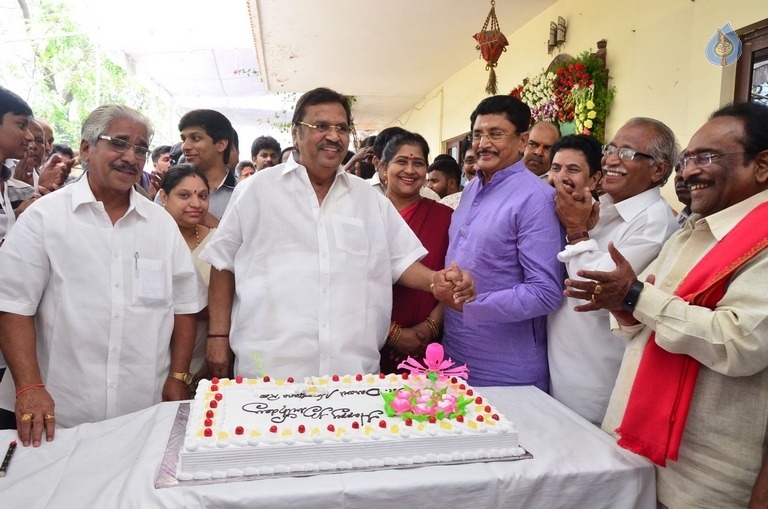 Dasari Narayanarao Birthday Celebrations 2017 - 67 / 84 photos