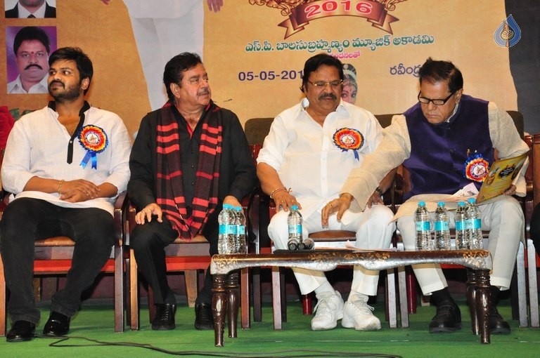 Dasari Sruthilaya Swarna Kankanam Award Presentation - 28 / 70 photos