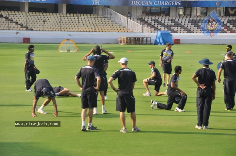 Deccan Chargers Practicing Photos - 61 / 100 photos