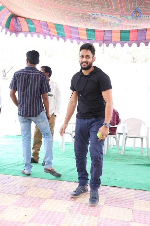 Dhanraj Housewarming Ceremony - 18 / 27 photos