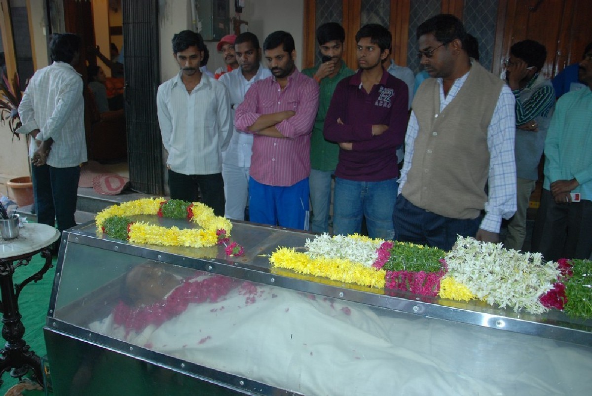 Dharmavarapu Condolences Photos - 15 / 179 photos