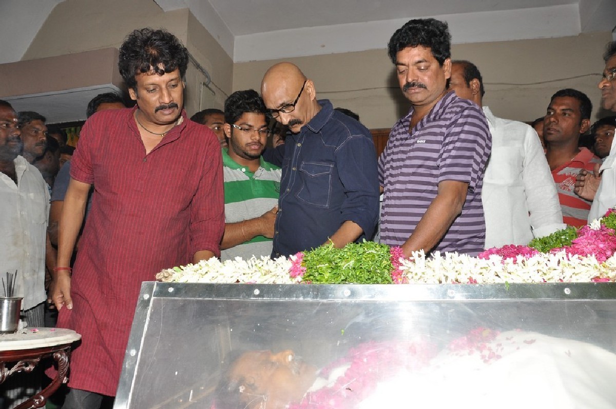 Dharmavarapu Condolences Photos - 49 / 179 photos