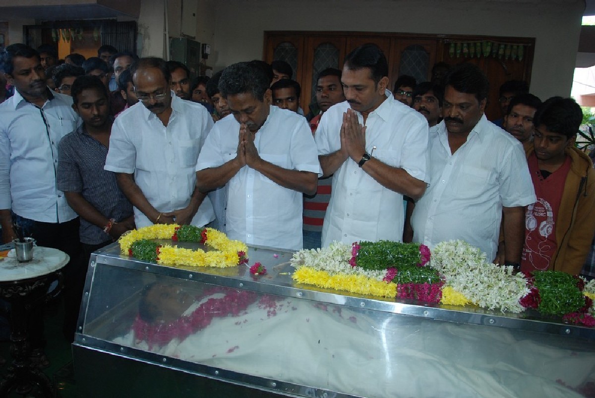 Dharmavarapu Condolences Photos - 69 / 179 photos