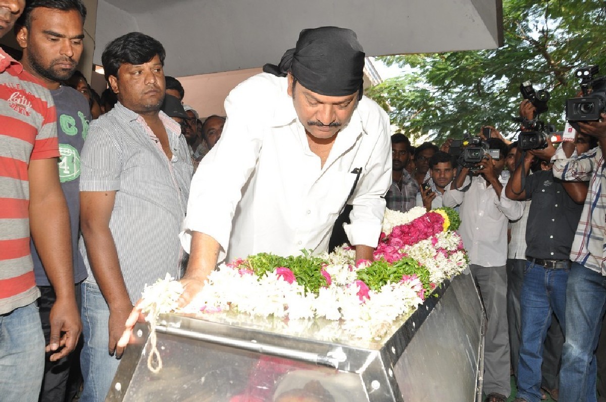 Dharmavarapu Condolences Photos - 78 / 179 photos