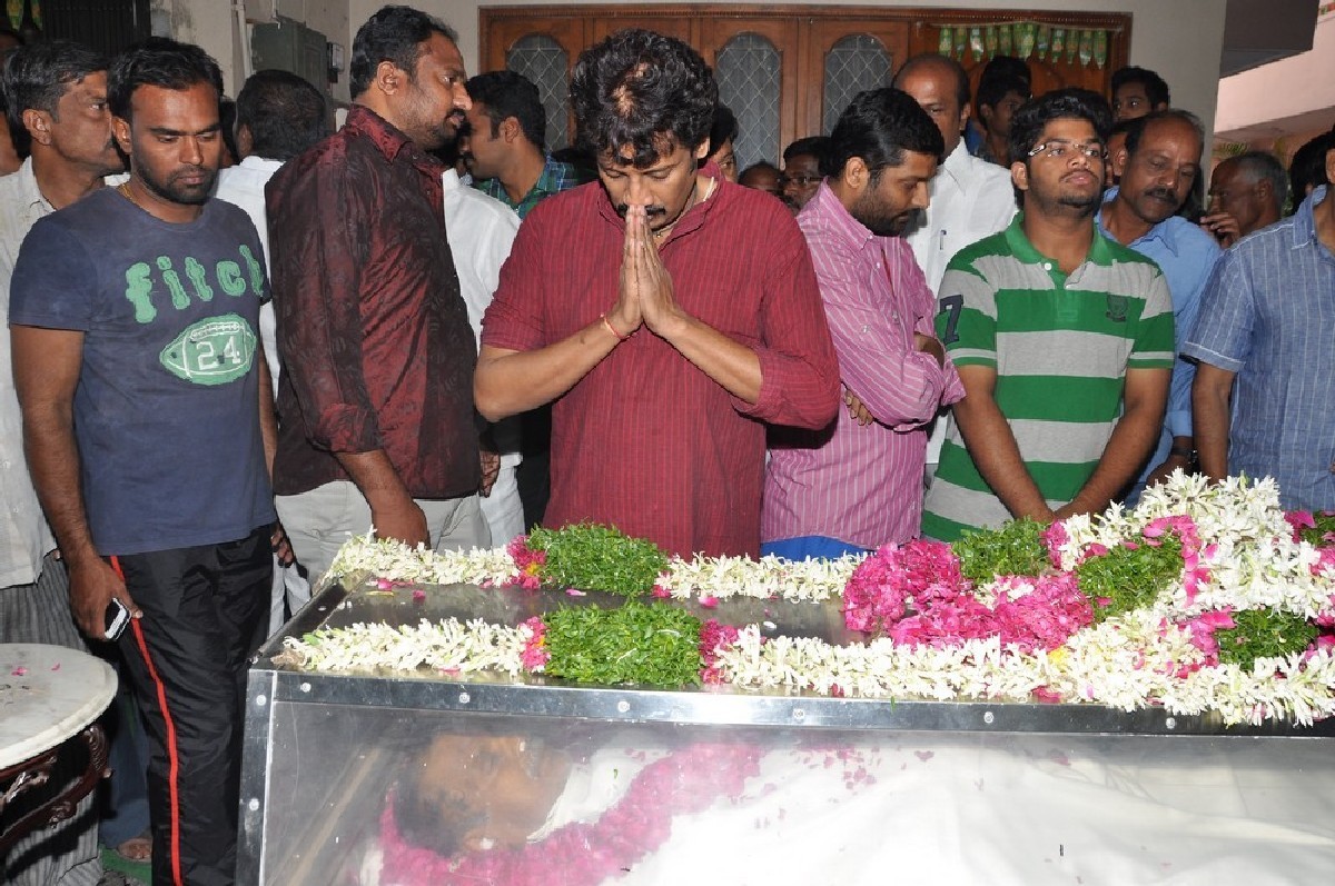 Dharmavarapu Condolences Photos - 113 / 179 photos