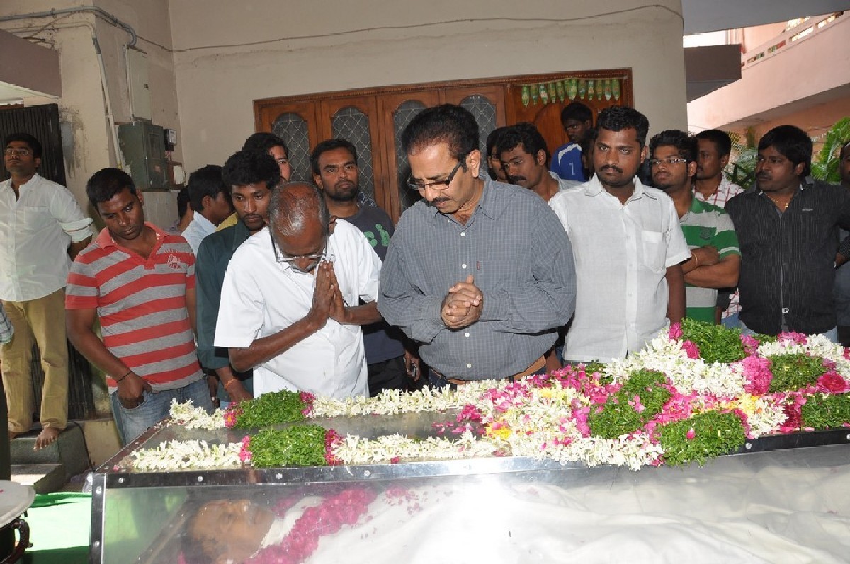 Dharmavarapu Condolences Photos - 161 / 179 photos