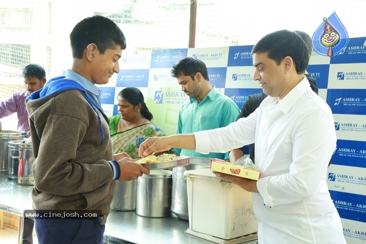 Dil Raju Celebrates His Birthday With Kids At Ashray Akruthi - 31 / 42 photos