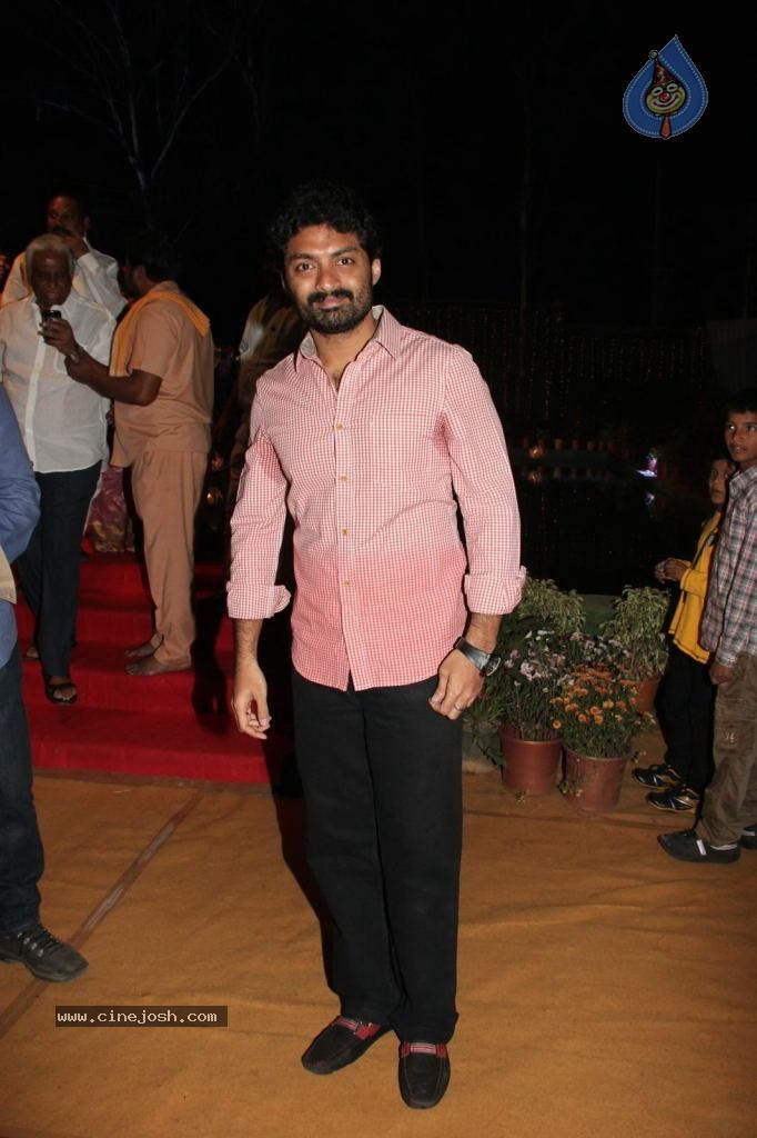 Dil Raju Daughter Hanshitha Engagement 03 - 210 / 336 photos