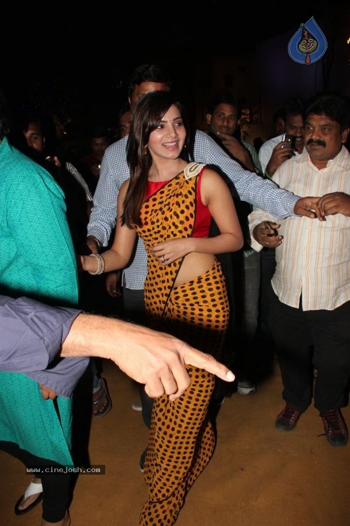 Dil Raju Daughter Hanshitha Engagement 03 - 320 / 336 photos