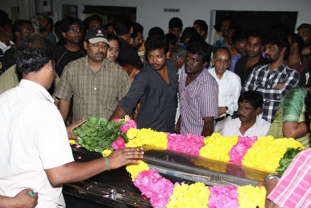 Director Balu Mahendra Condolence Photos - 109 / 203 photos