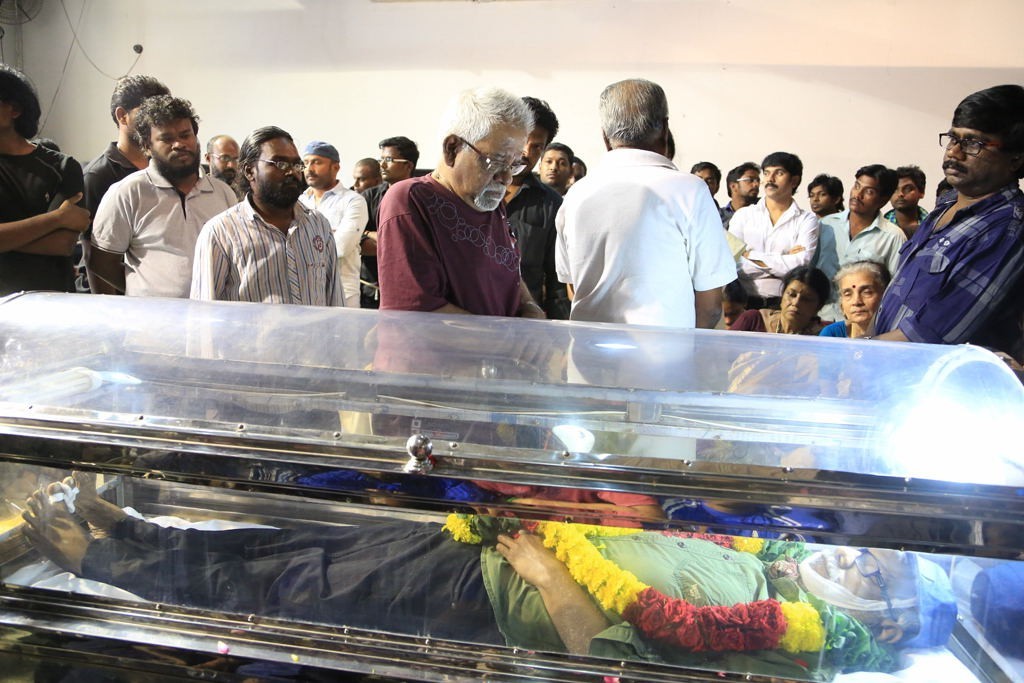 Director Balu Mahendra Condolence Photos - 110 / 203 photos