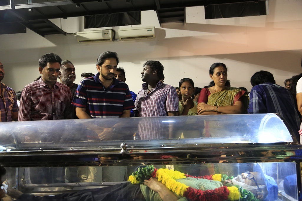 Director Balu Mahendra Condolence Photos - 126 / 203 photos