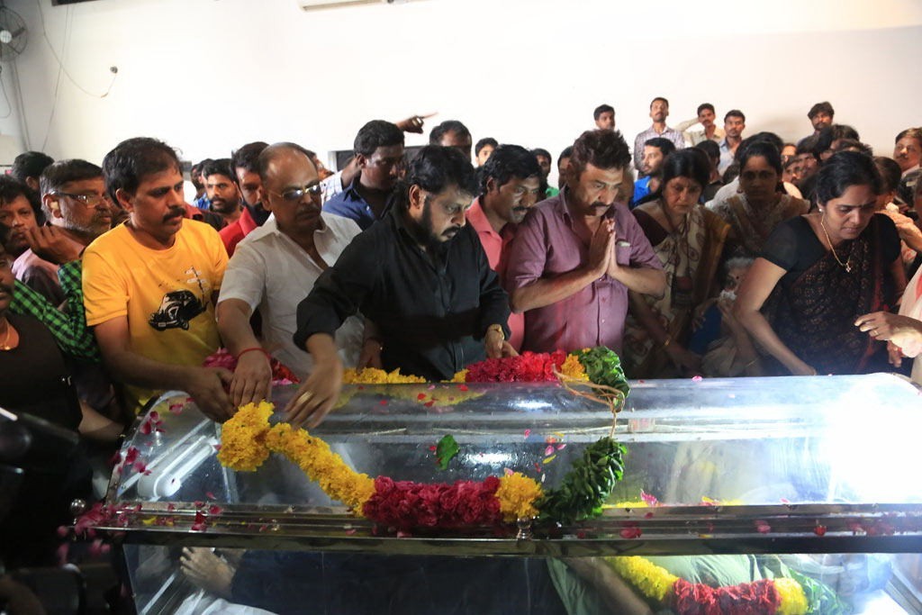Director Balu Mahendra Condolence Photos - 147 / 203 photos