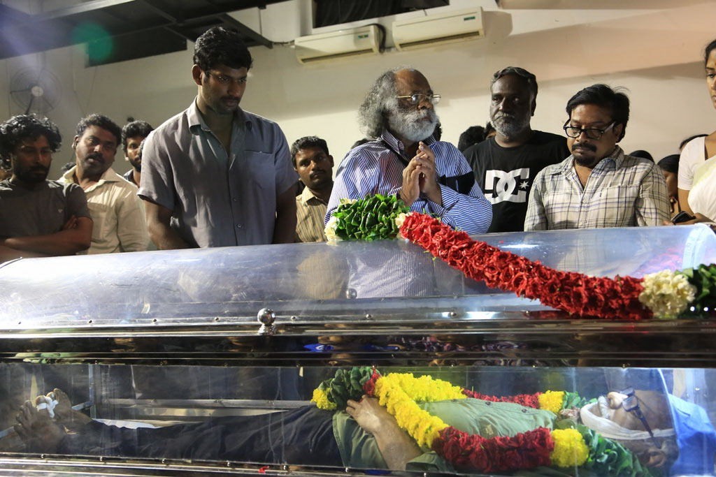 Director Balu Mahendra Condolence Photos - 191 / 203 photos