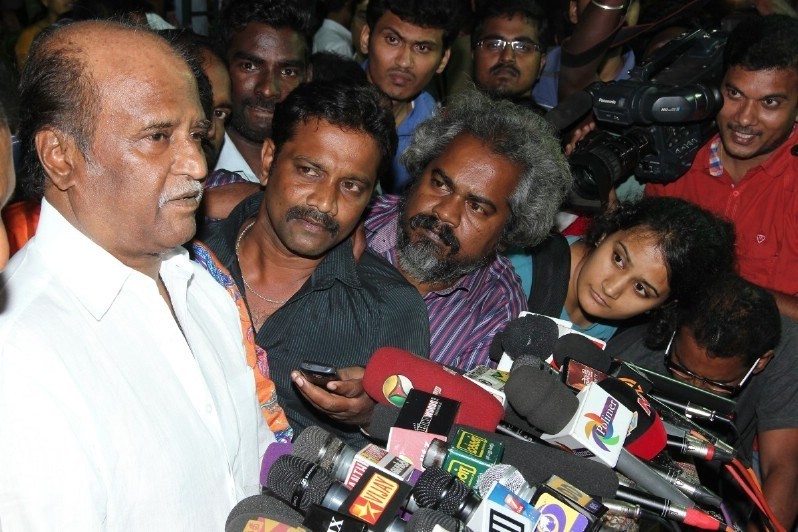 Director K Balachander Condolences Photos - 50 / 81 photos