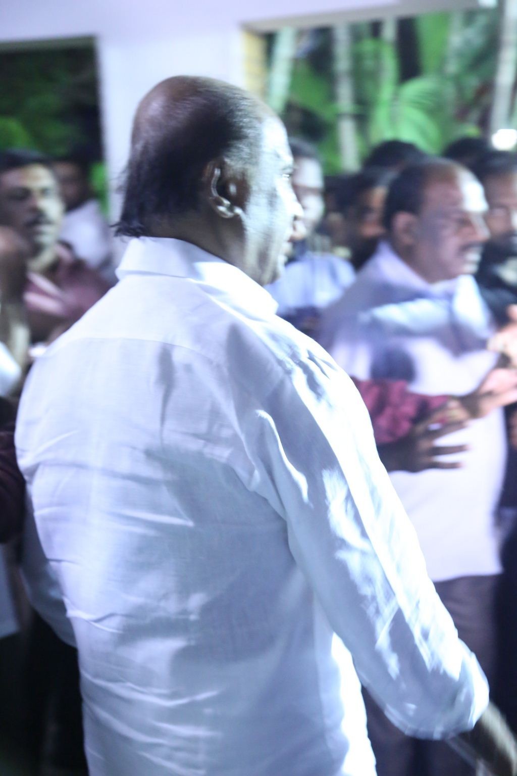 Director K Balachander Condolences Photos - 63 / 81 photos