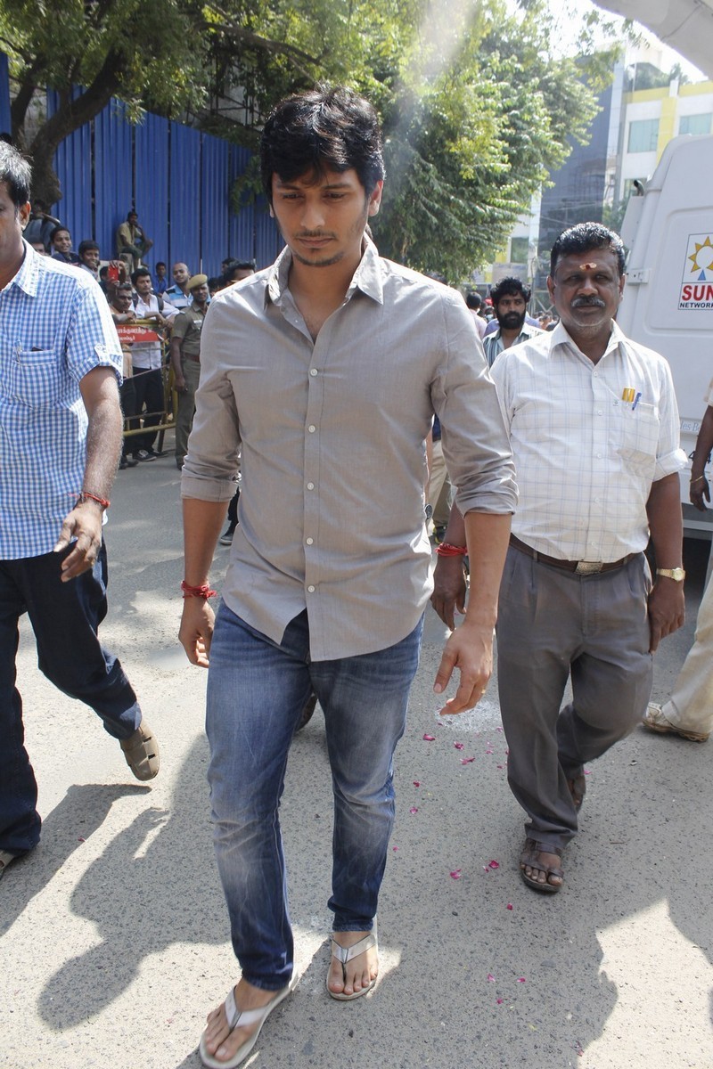 Director K Balachander Condolences Photos - 7 / 255 photos