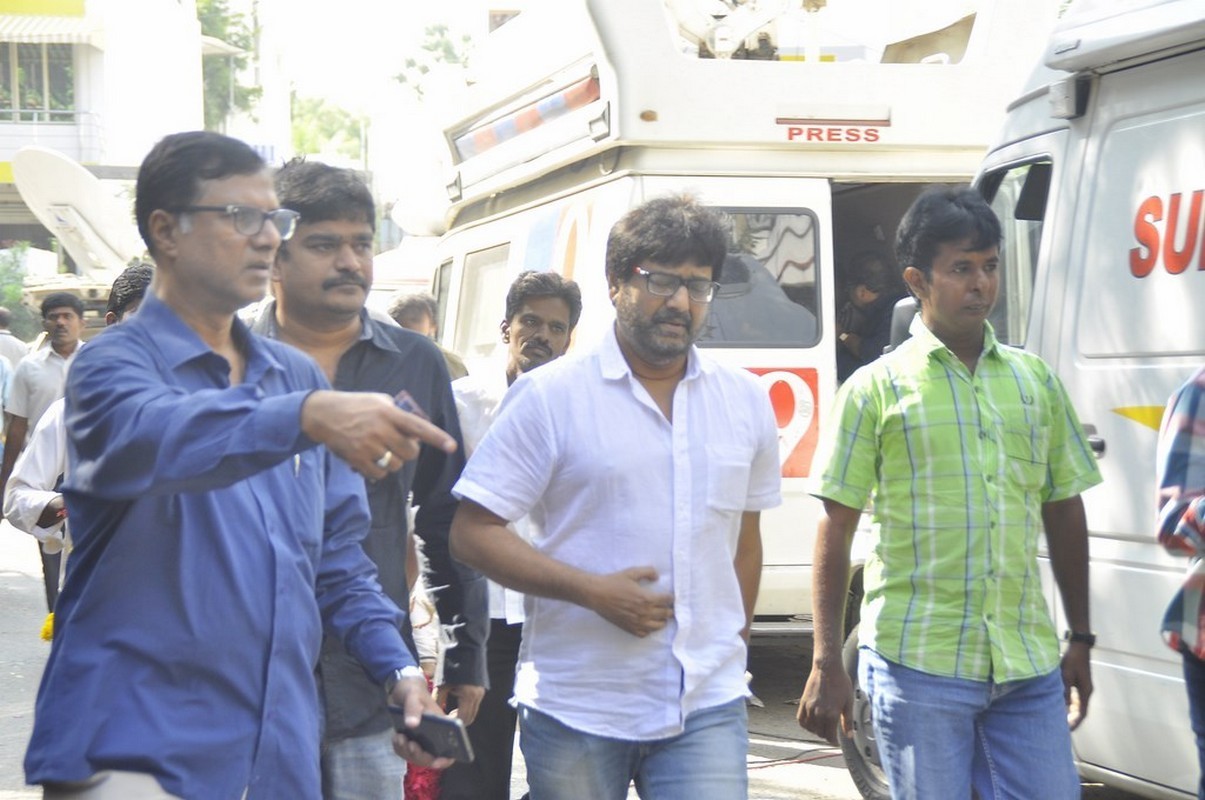 Director K Balachander Condolences Photos - 40 / 255 photos