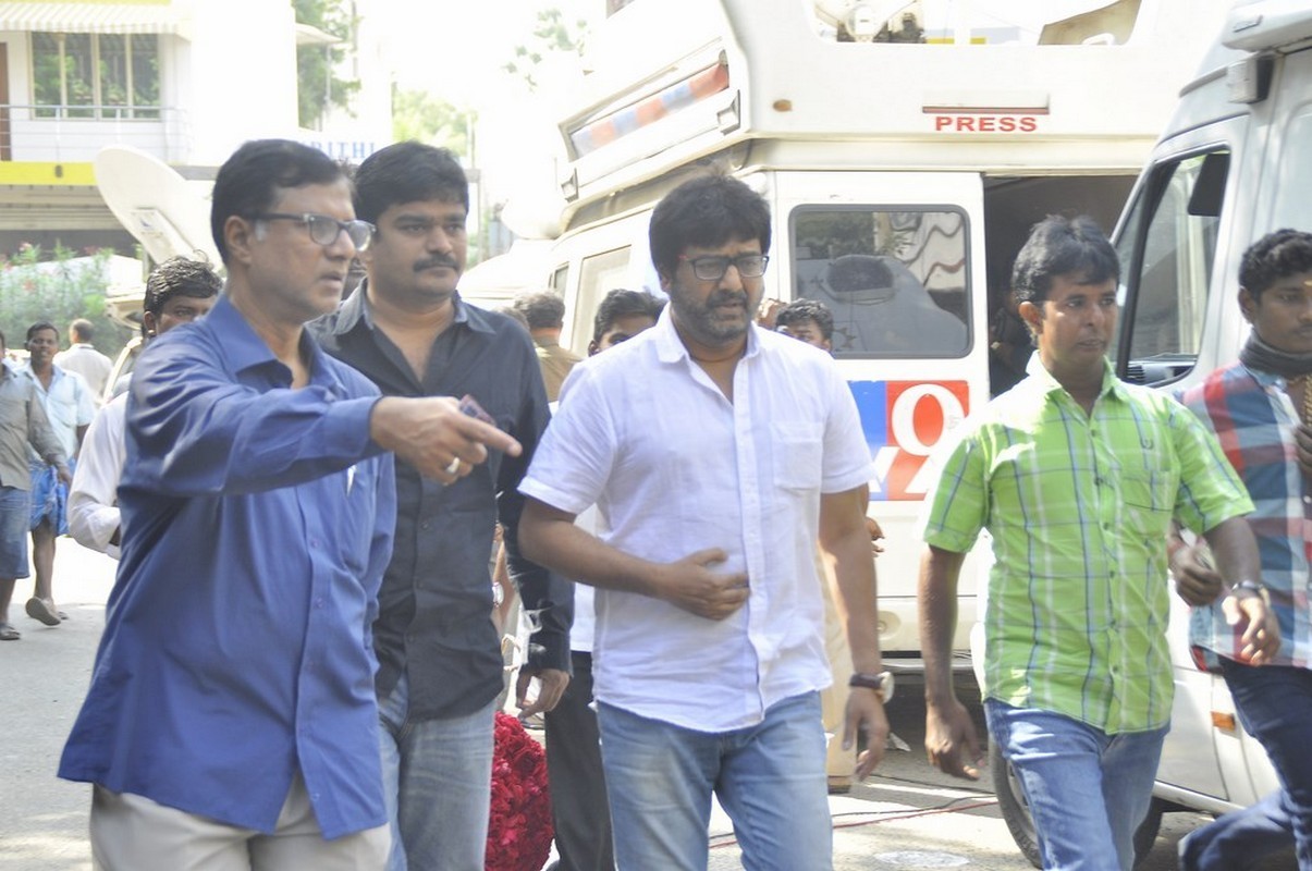 Director K Balachander Condolences Photos - 51 / 255 photos