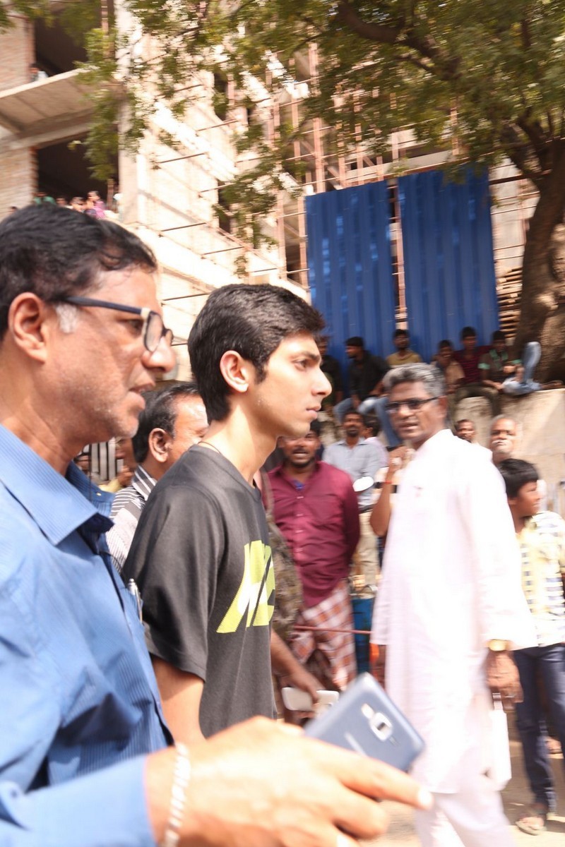 Director K Balachander Condolences Photos - 76 / 255 photos