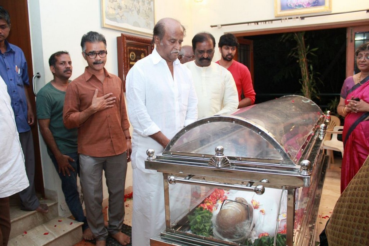 Director K Balachander Condolences Photos - 79 / 255 photos