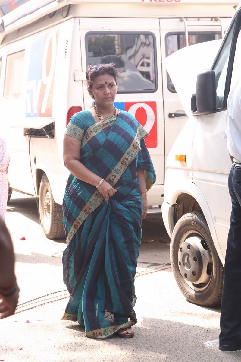 Director K Balachander Condolences Photos - 87 / 255 photos