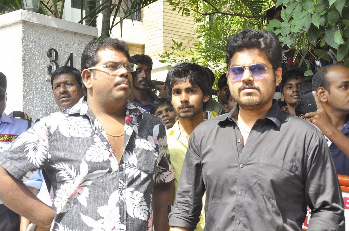 Director K Balachander Condolences Photos - 108 / 255 photos