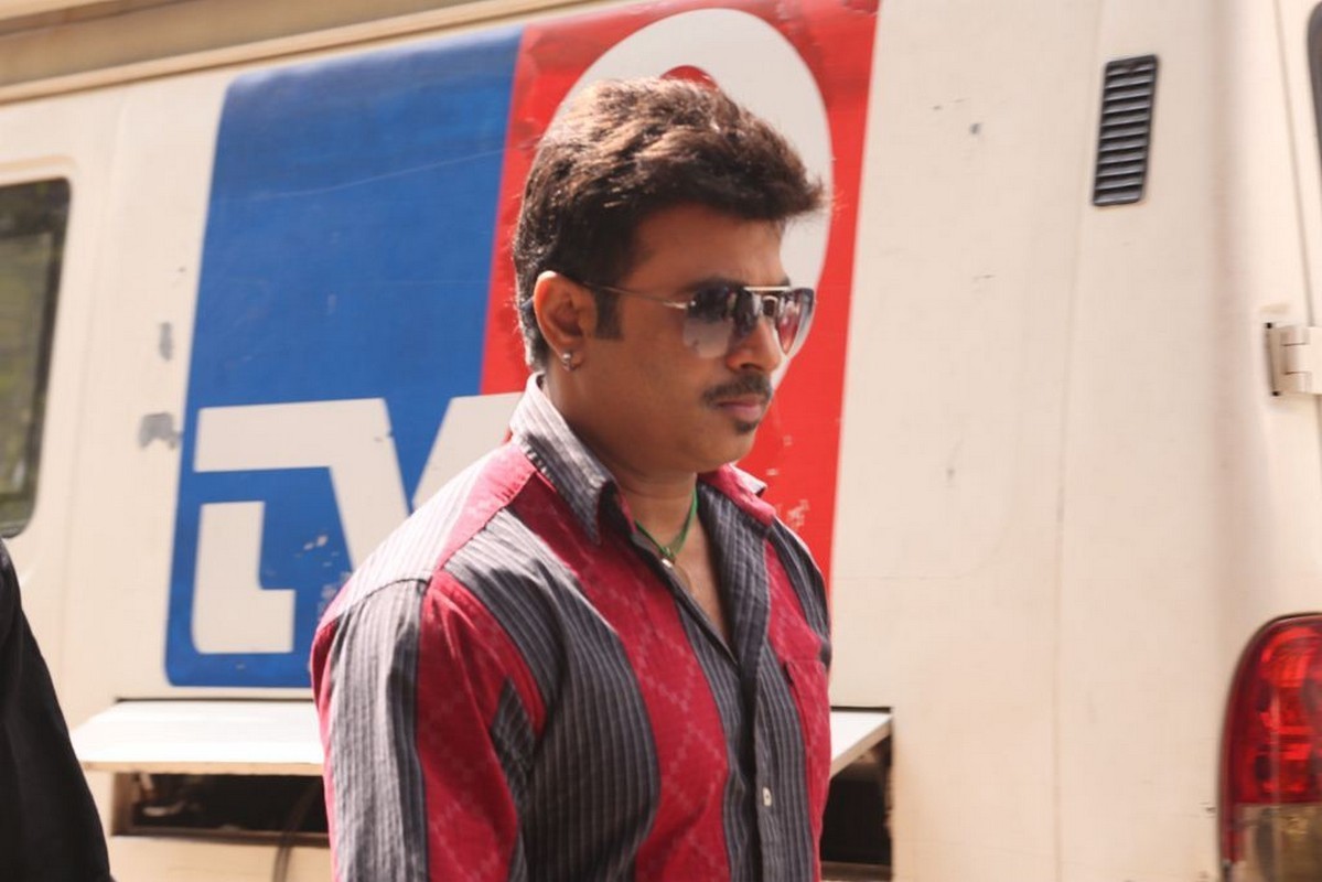 Director K Balachander Condolences Photos - 120 / 255 photos