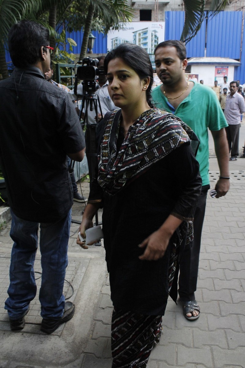 Director K Balachander Condolences Photos - 170 / 255 photos