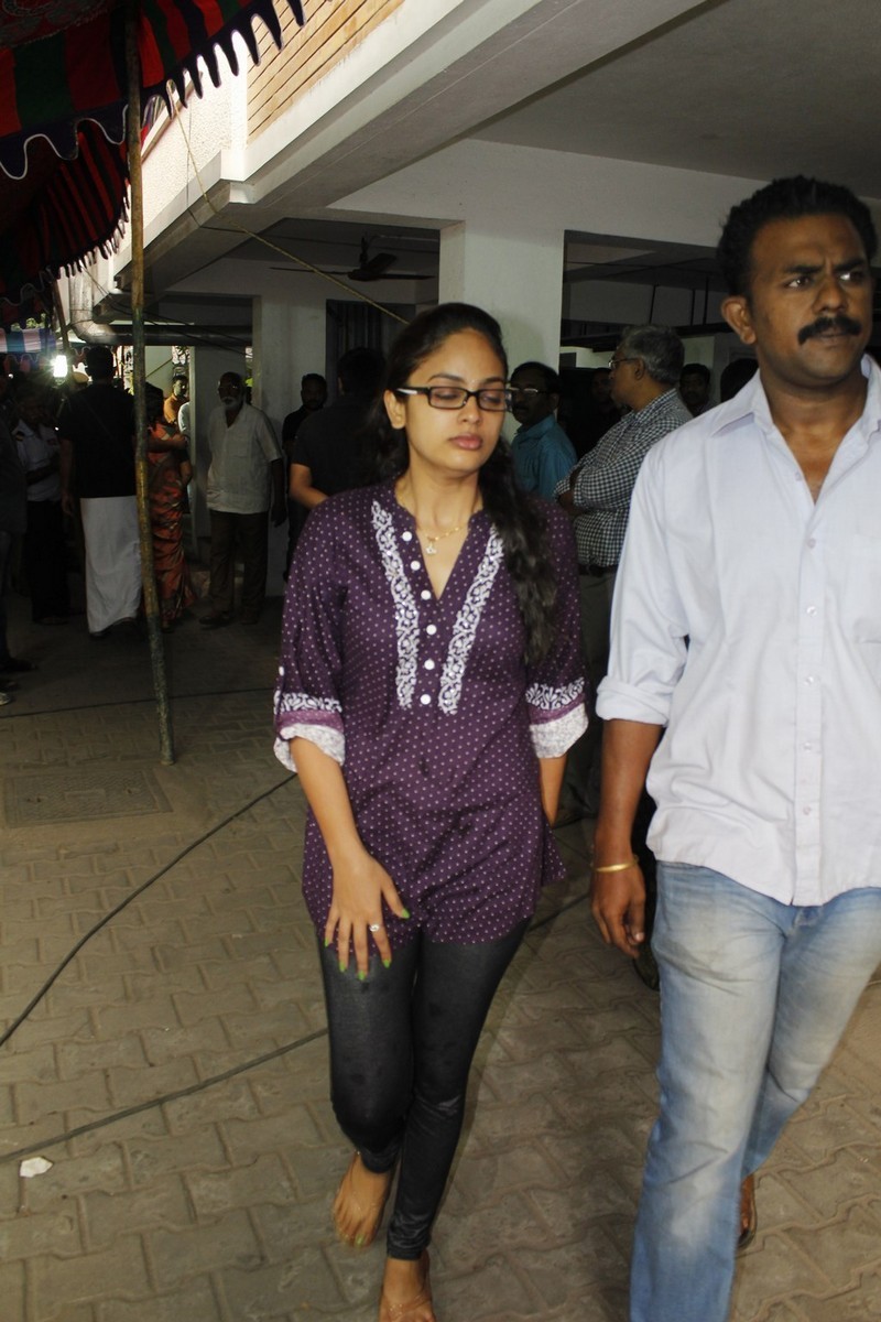 Director K Balachander Condolences Photos - 191 / 255 photos