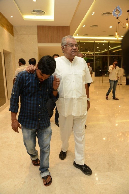 Director K Vasu Daughter Wedding Photos - 33 / 37 photos