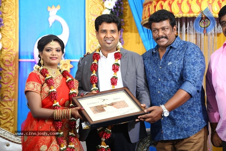 Director Nalan Kumarasamy Marriage Photos - 2 / 6 photos