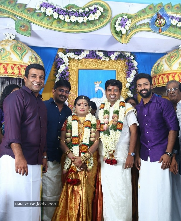 Director Nalan Kumarasamy Marriage Photos - 3 / 6 photos