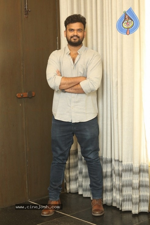 Director Sailesh Kolanu Photos - 10 / 21 photos