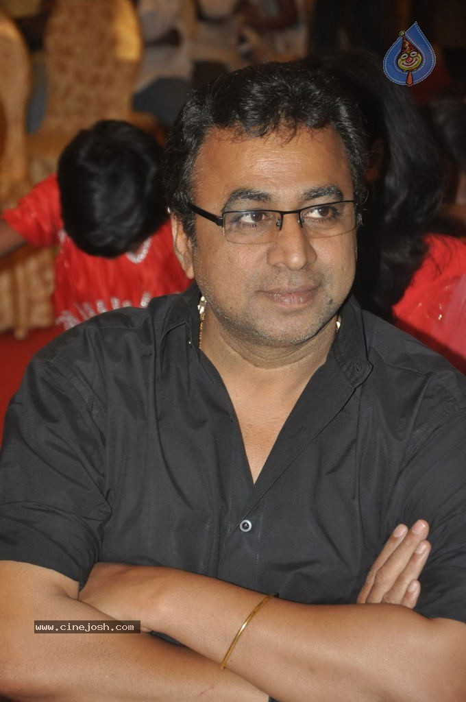 Director Senthinathan Son Wedding Reception - 47 / 63 photos