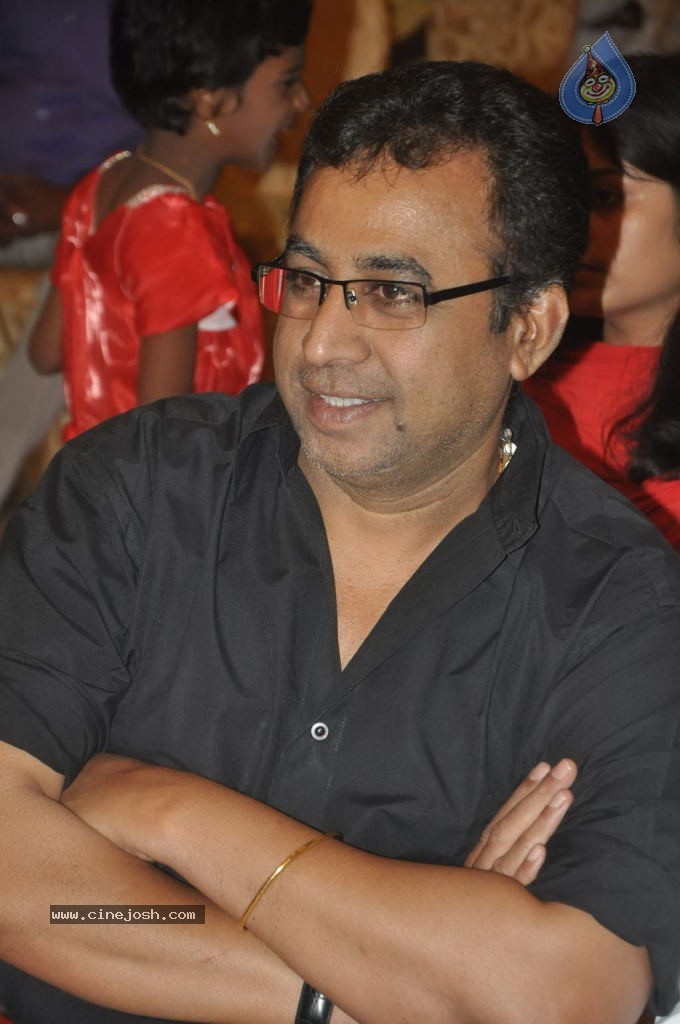 Director Senthinathan Son Wedding Reception - 55 / 63 photos