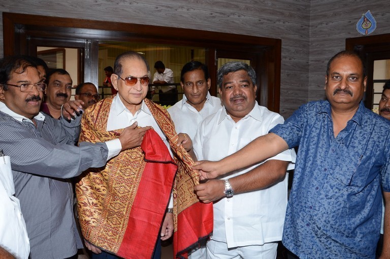 Dr.APJ Abdul Kalam Hall Inaugurated By Super Star Krishna - 15 / 26 photos