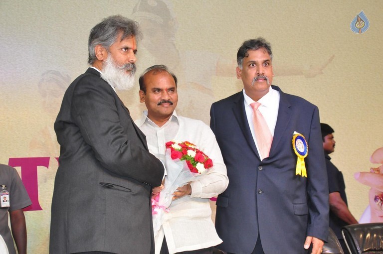 Dr Ramineni Foundation Awards 2016 - 21 / 42 photos