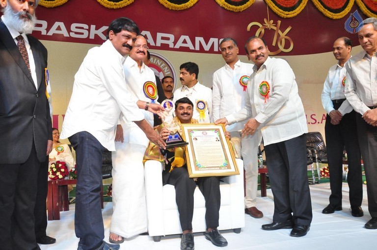 Dr Ramineni Foundation Awards 2016 - 34 / 42 photos