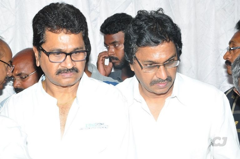 Edida Nageswara Rao Condolences Photos 1 - 94 / 126 photos