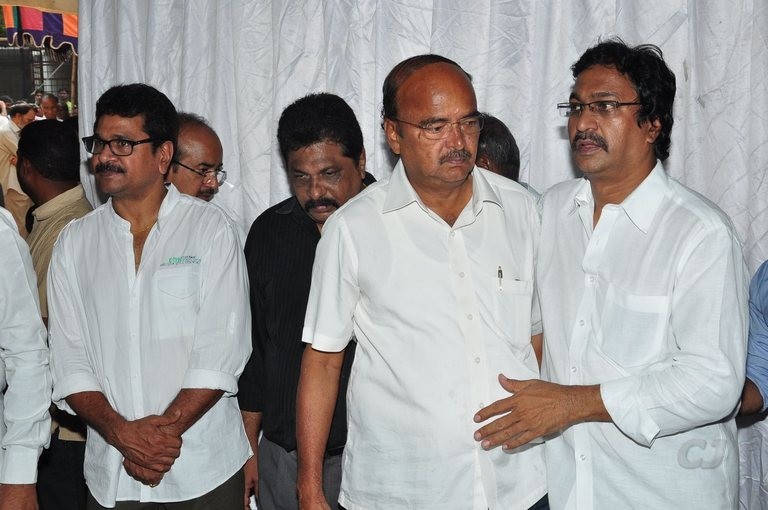 Edida Nageswara Rao Condolences Photos 1 - 115 / 126 photos