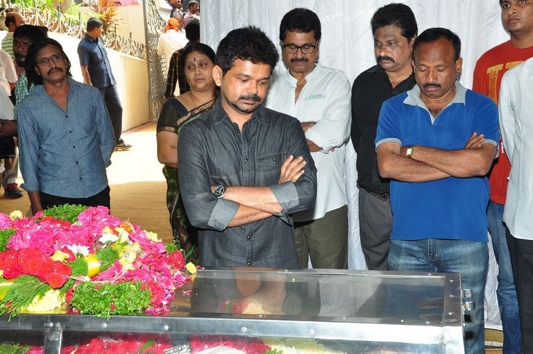 Edida Nageswara Rao Condolences Photos 2 - 73 / 138 photos