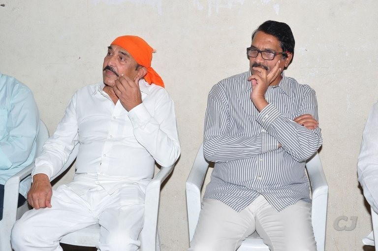 Edida Nageswara Rao Condolences Photos 2 - 82 / 138 photos