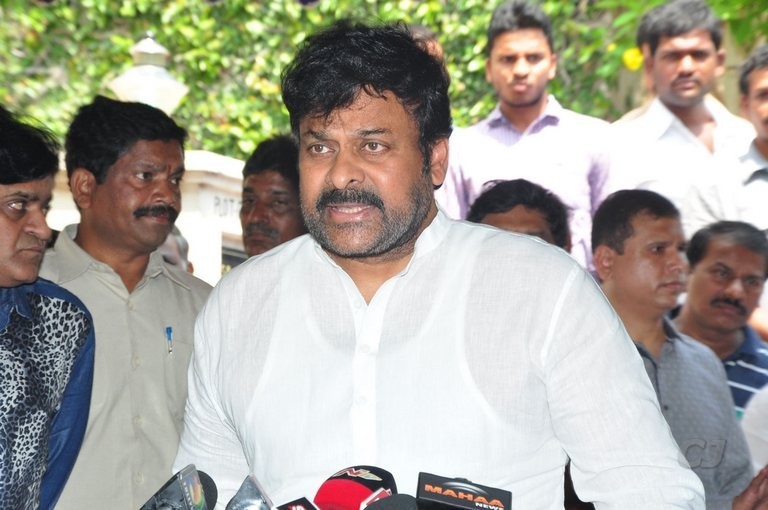 Edida Nageswara Rao Condolences Photos 2 - 109 / 138 photos